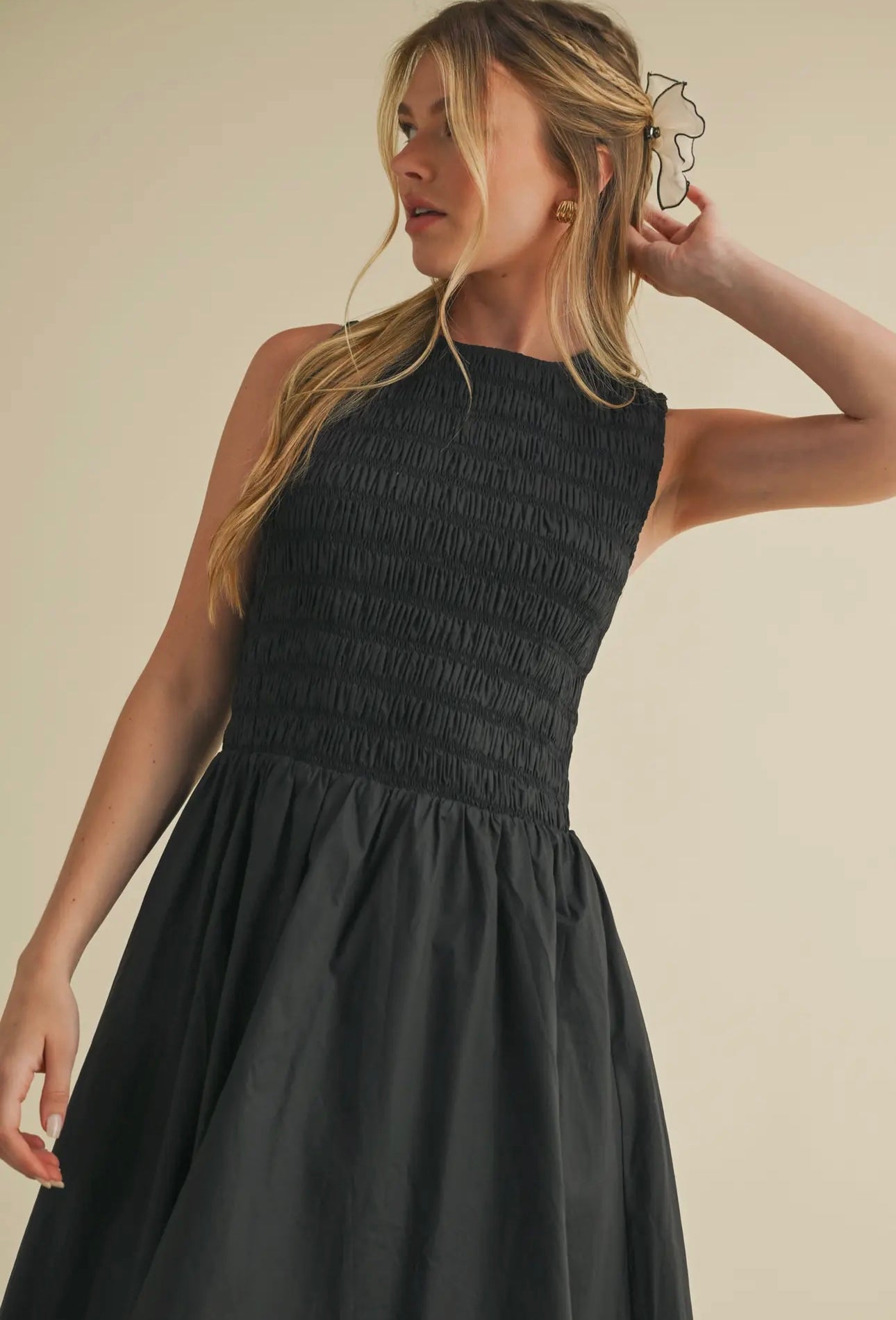 Smocked Bubble Midi Dress - Black