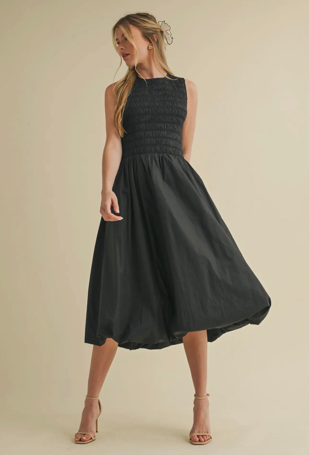 Smocked Bubble Midi Dress - Black