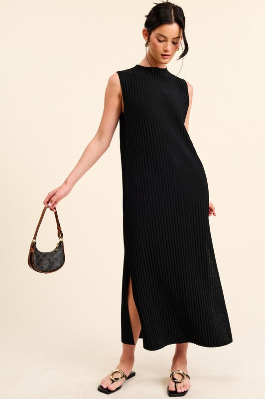 Everyday Mock Neck Pleated Dress - Black