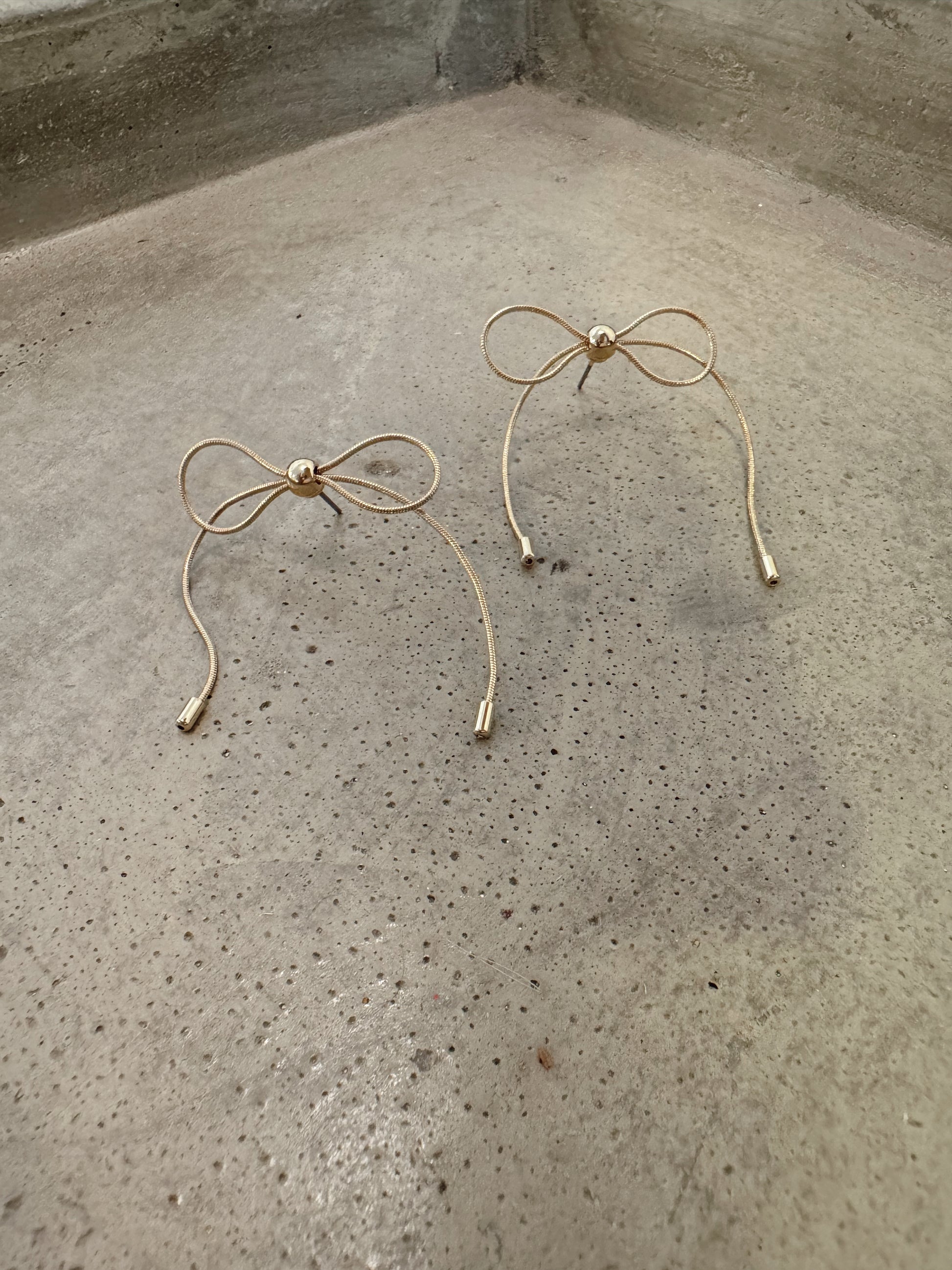 Cord Knot Bow Earrings
