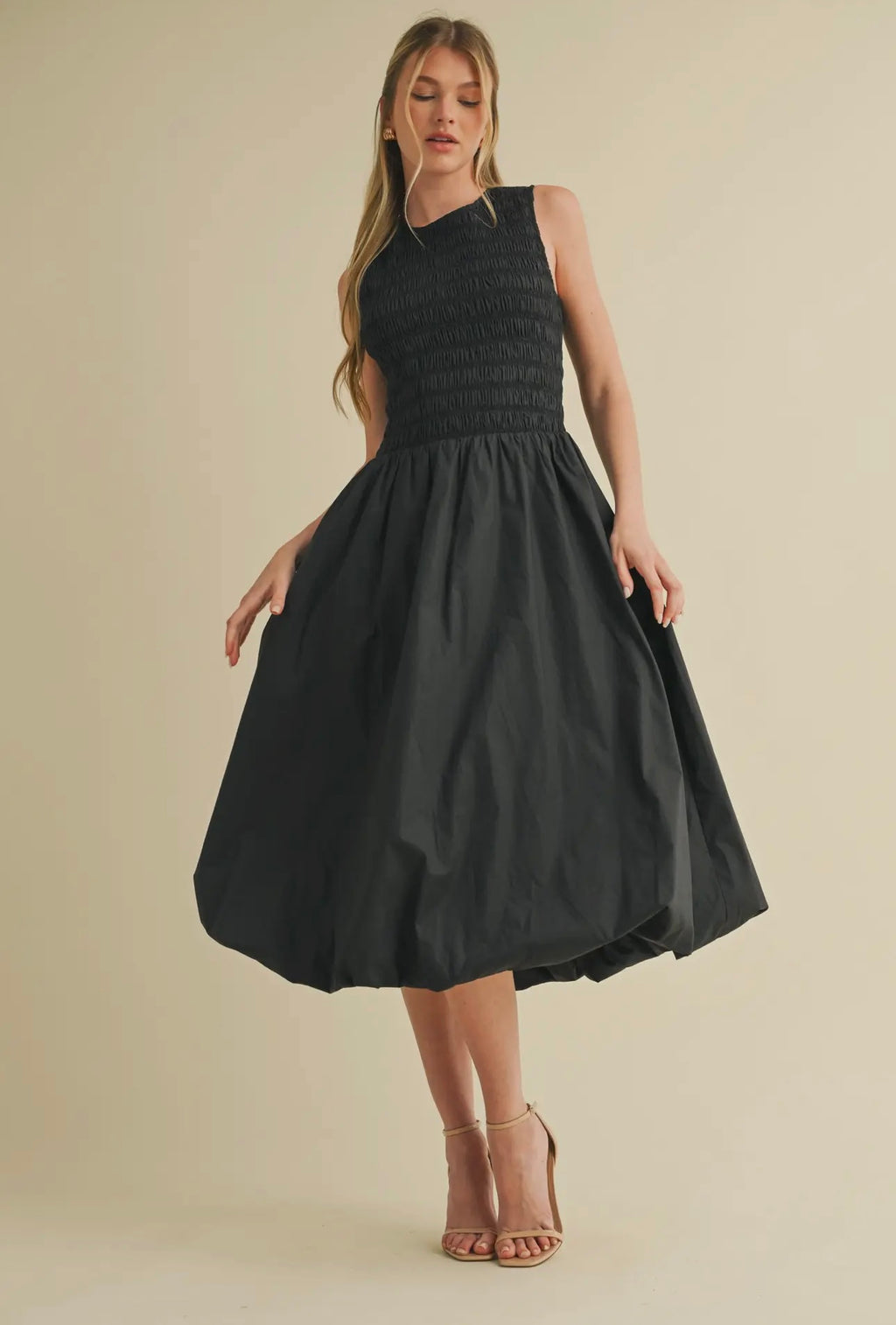 Smocked Bubble Midi Dress - Black